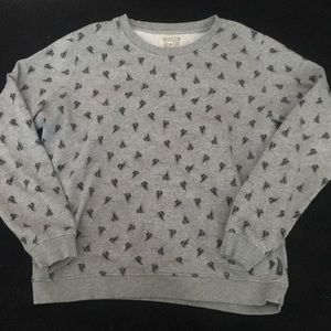 Grey converse sweatshirt. Never worn. Size S